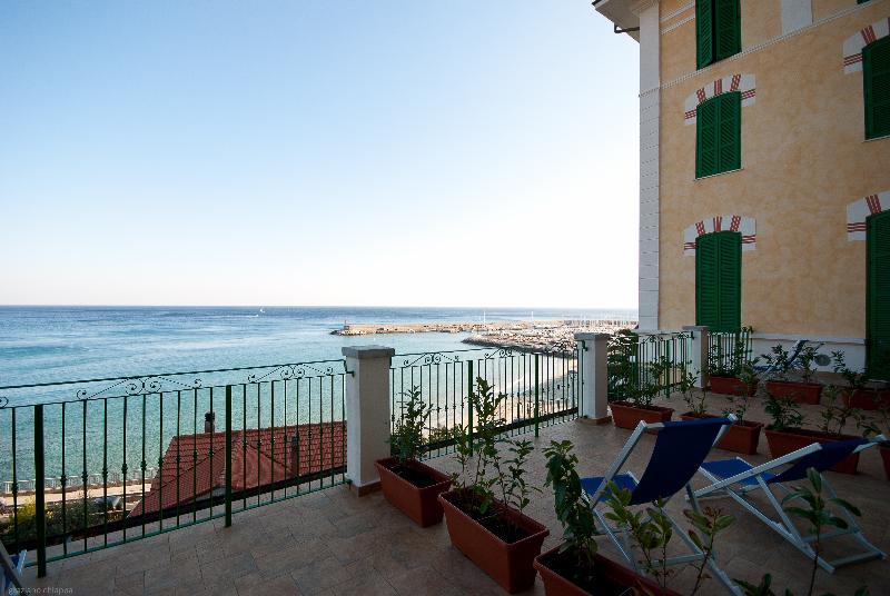 Hotel Del Golfo Finale Ligure Exterior photo