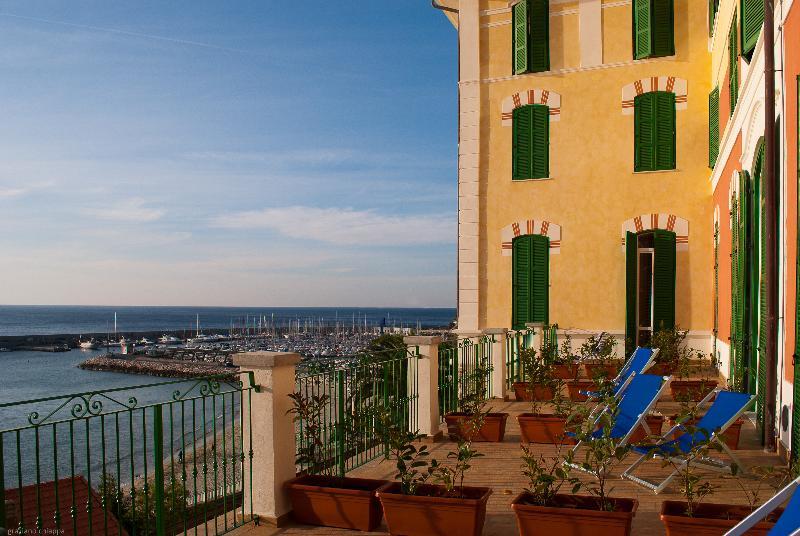 Hotel Del Golfo Finale Ligure Exterior photo